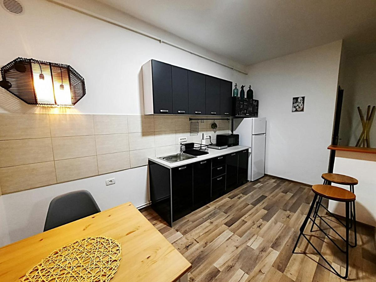Pif Apartments Sadoveanu Брашов Екстер'єр фото